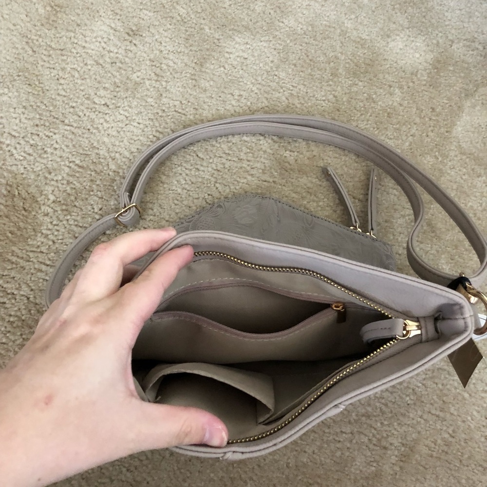 Francesca’s Purse - Picture 3 of 5